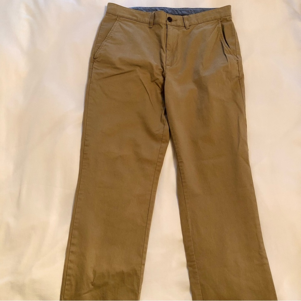 LL Bean Mens lakewashed khakis, standard fit. Size 34x32. Item # 503736